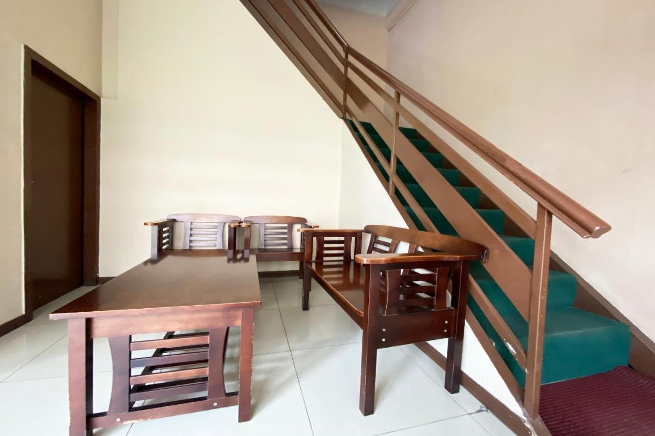 Oyo 90108 Hotel Kaya Kota Kinabalu Luaran gambar