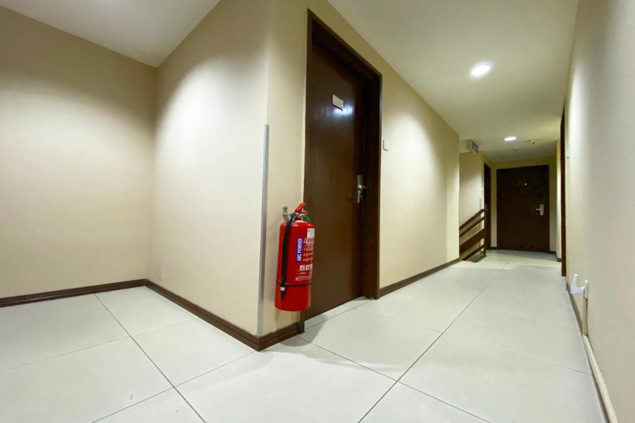 Oyo 90108 Hotel Kaya Kota Kinabalu Luaran gambar