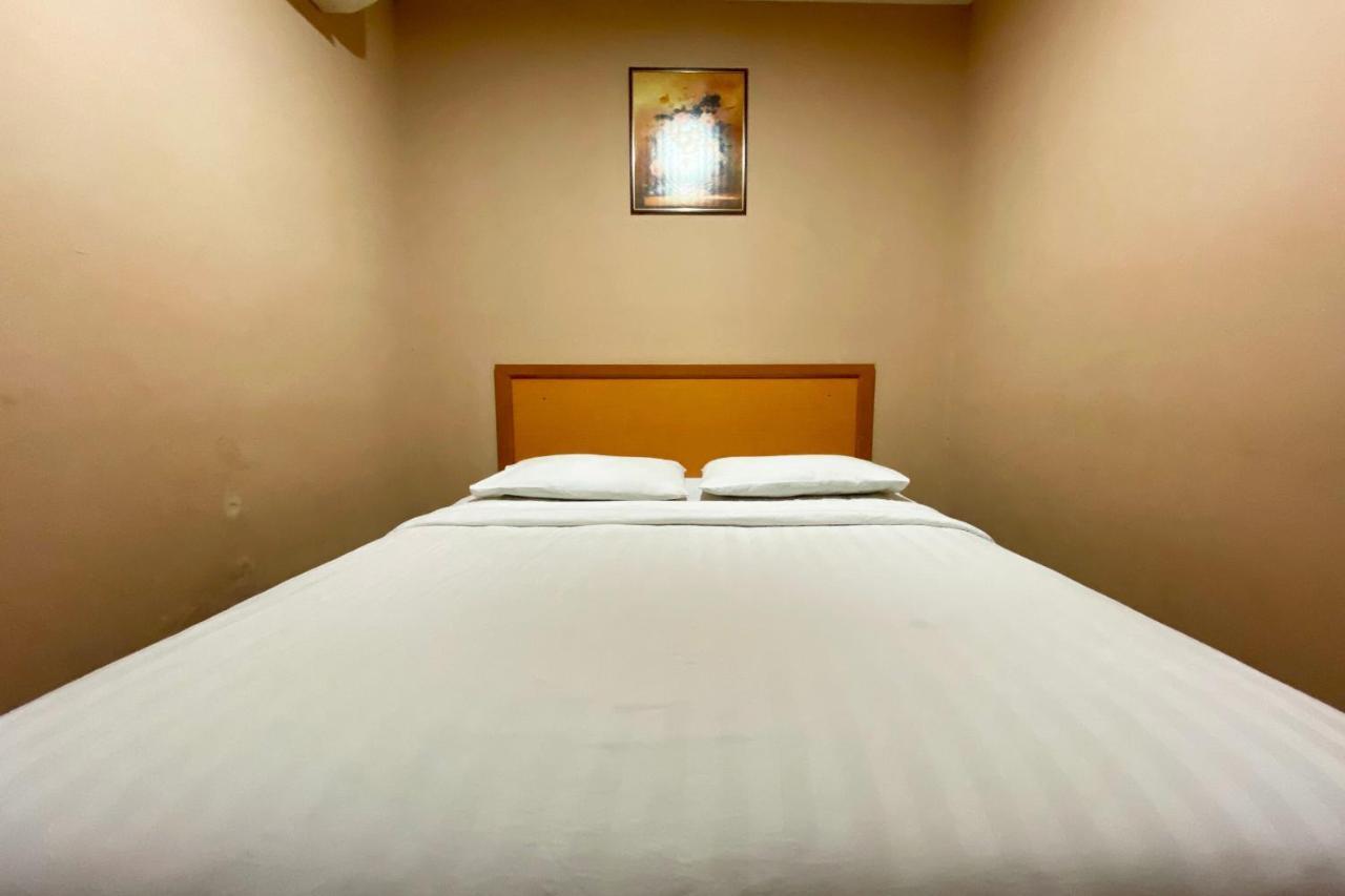 Oyo 90108 Hotel Kaya Kota Kinabalu Luaran gambar